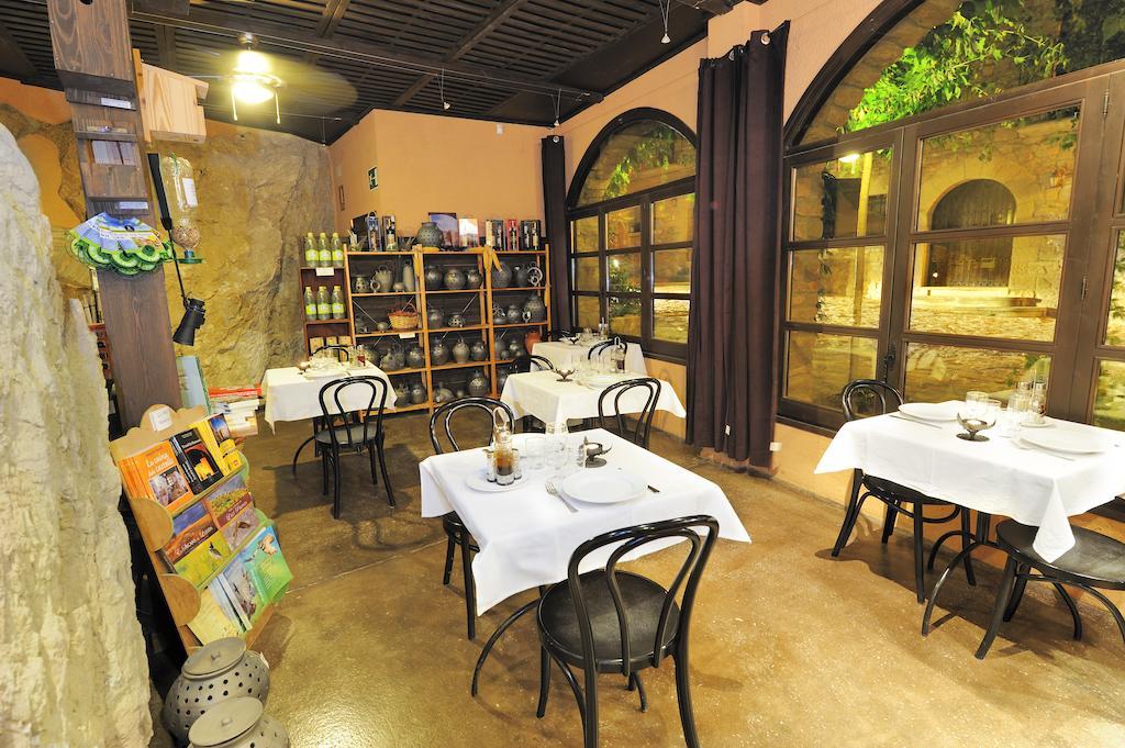 Habitaciones Con Encanto - Cal Alejandro Montsonis المظهر الخارجي الصورة
